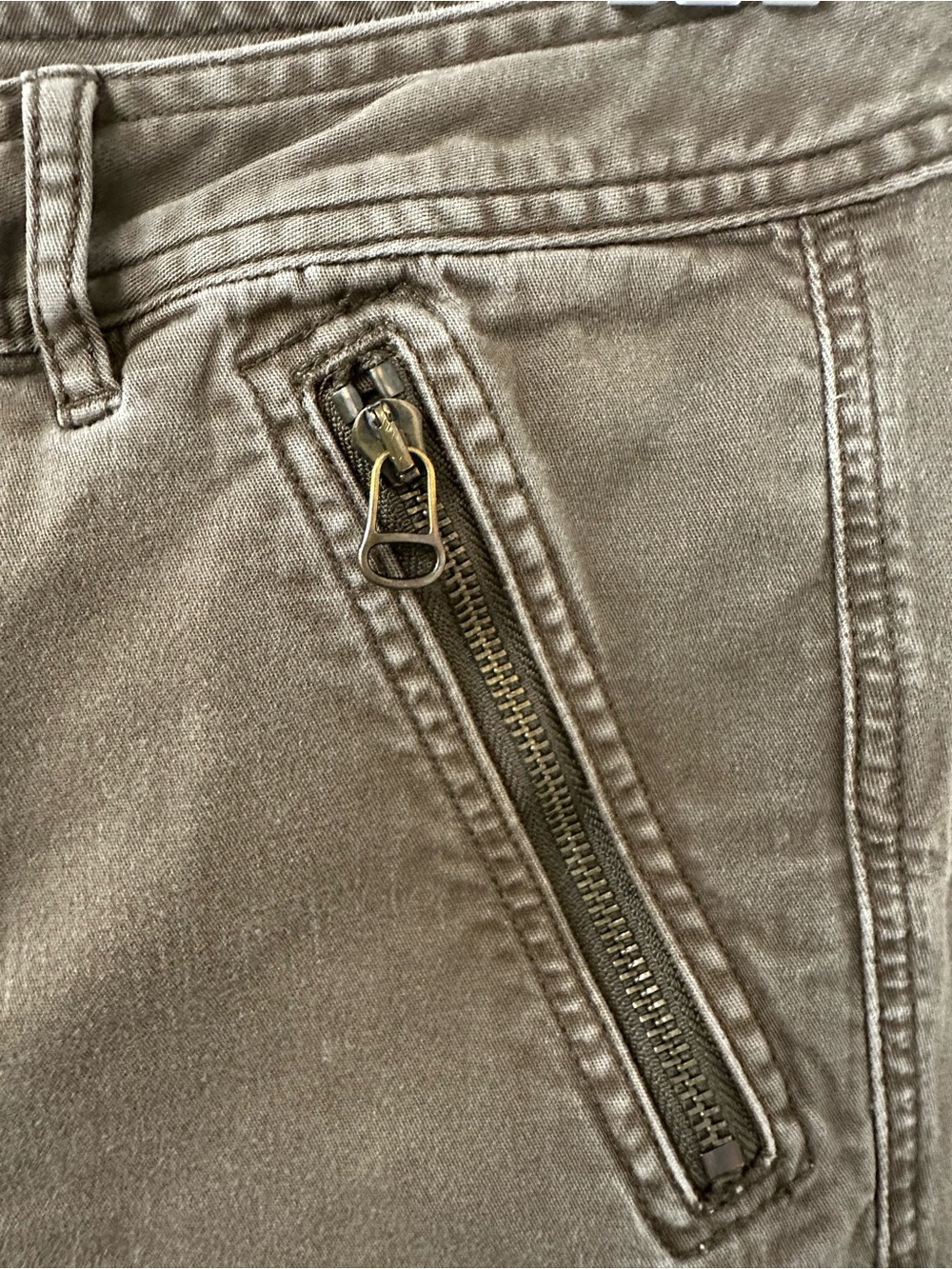 Polo by Ralph Lauren Cargo Pants in Olive Brown - Picture 3 of 8